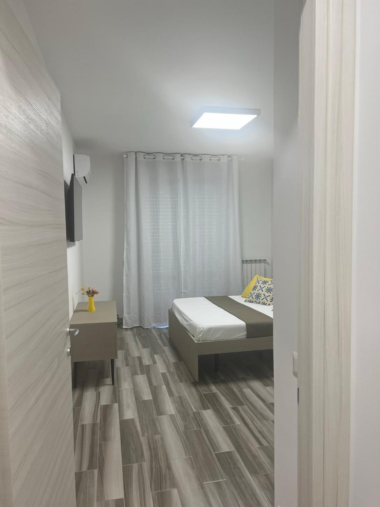 נאפולי City Home 77 מראה חיצוני תמונה