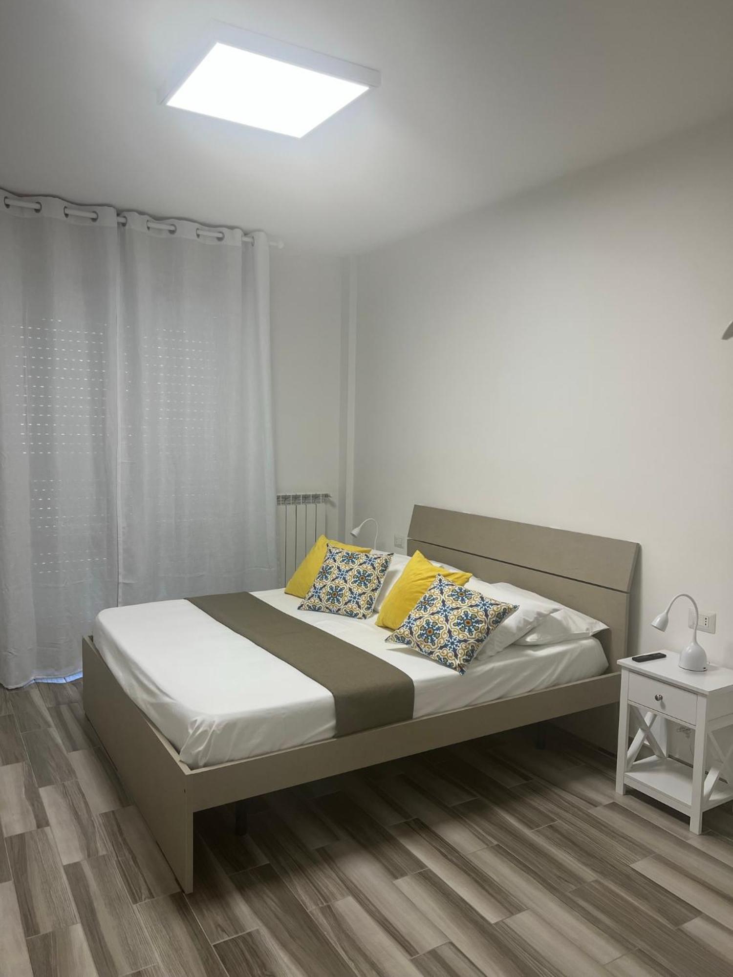 נאפולי City Home 77 מראה חיצוני תמונה